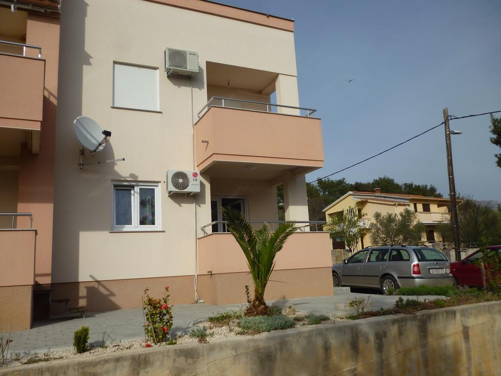 Apartman Branka Starigrad Paklenica Esterno foto