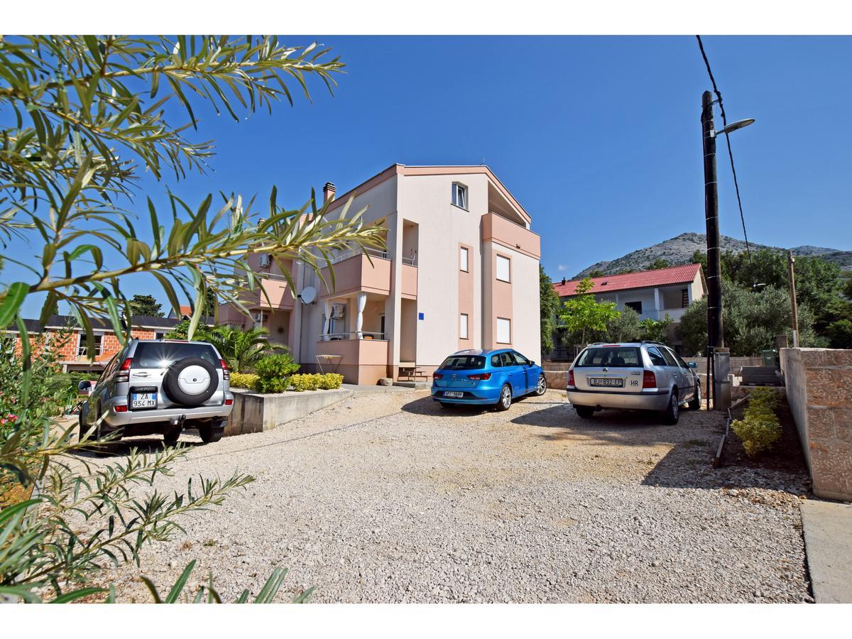 Apartman Branka Starigrad Paklenica Esterno foto
